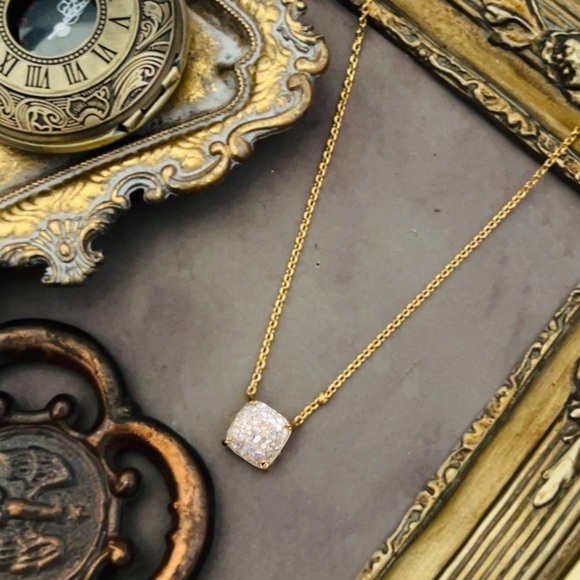 KATE SPADE • Gold Mini Cause A Stir Opalescent Glitter Necklace - Picture 4 of 4
